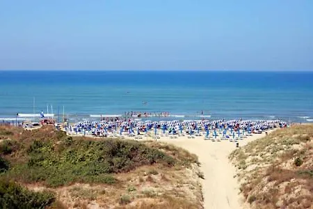 度假村 Regina Del Mare Family Village 加兰布鲁恩