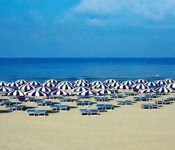 Resort Regina Del Mare Family Village Calambrone