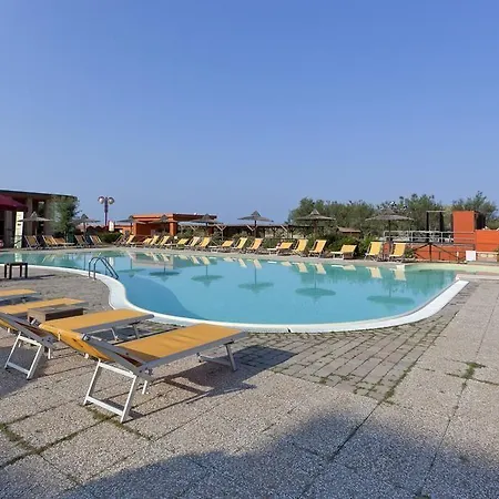 Resort Regina Del Mare Family Village