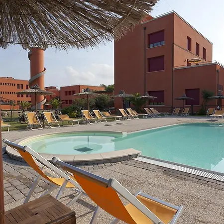 Regina Del Mare Family Village 3* Calambrone