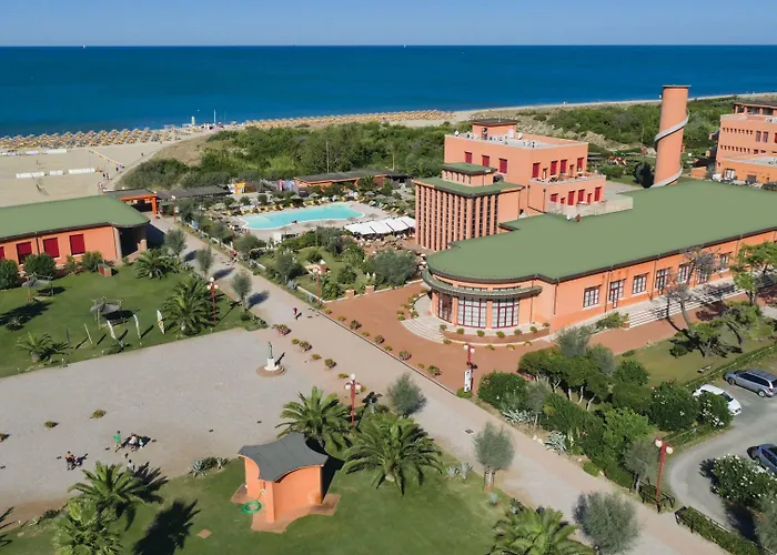 Regina Del Mare Family Village קלאמברונה