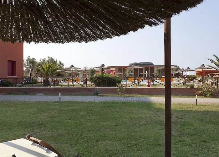 Regina Del Mare Family Village קלאמברונה
