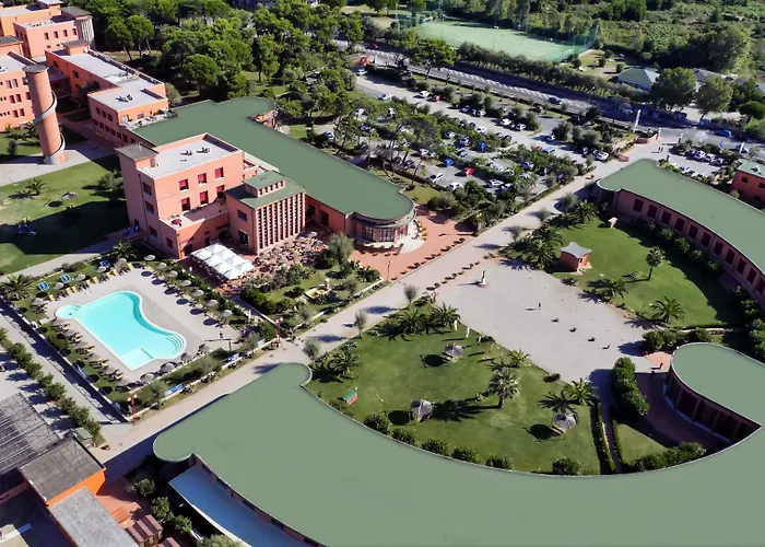 Regina Del Mare Family Village 3* קלאמברונה