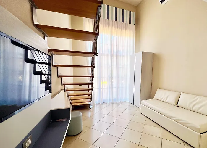 Regina Del Mare Family Village אתר נופש קלאמברונה