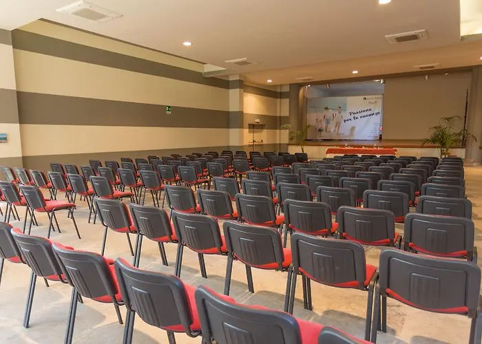 אתר נופש Regina Del Mare Family Village
