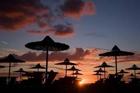 Regina Del Mare Family Village 3* קלאמברונה
