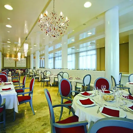 Regina Del Mare Family Village 3* Calambrone