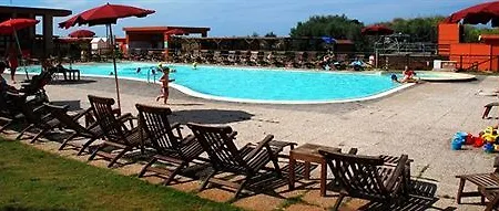 Regina Del Mare Family Village Calambrone